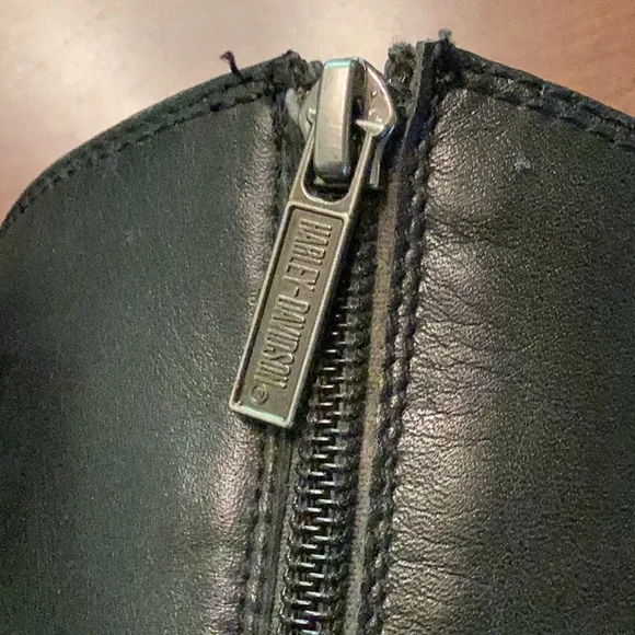 Harley-Davidson Women’s Boots, zip-up, size 10, Black. - Picture 3 of 7